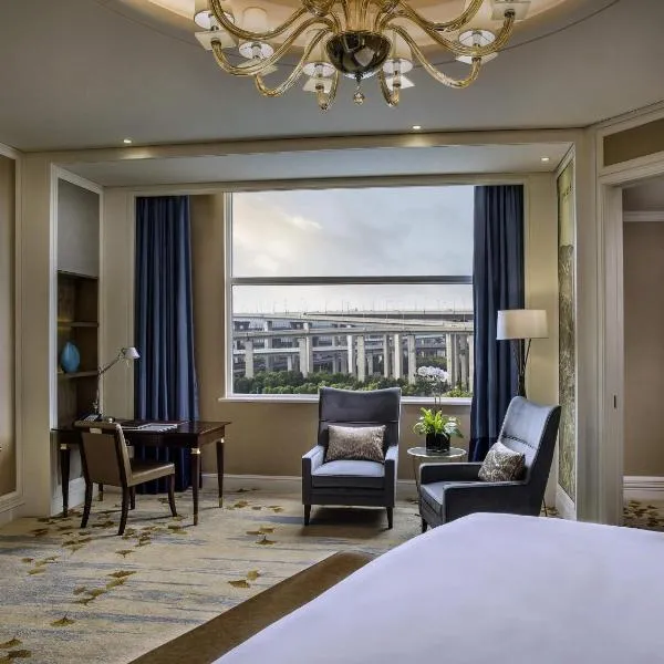 Sofitel Shanghai Hongqiao, hotel v Šanghaji