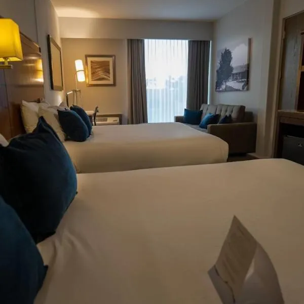 Esplendor by Wyndham Los Mochis Country Place、ロスモチスのホテル