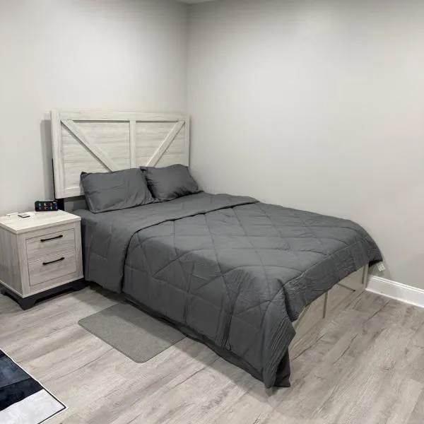 Private Studio Apt JFK, hotel v destinaci Morris Park