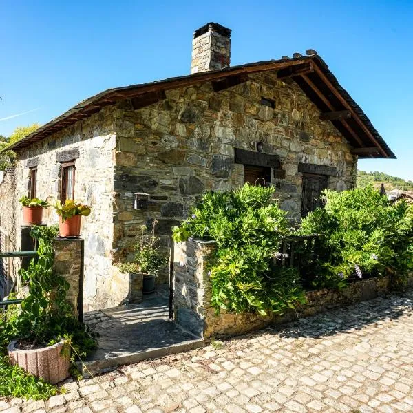 Ninho do Melro - Turismo Rural Bragança, hotel in Bragança
