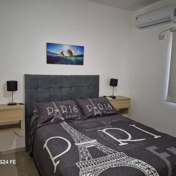 Departamento Temporario con Cochera，科連特斯的飯店