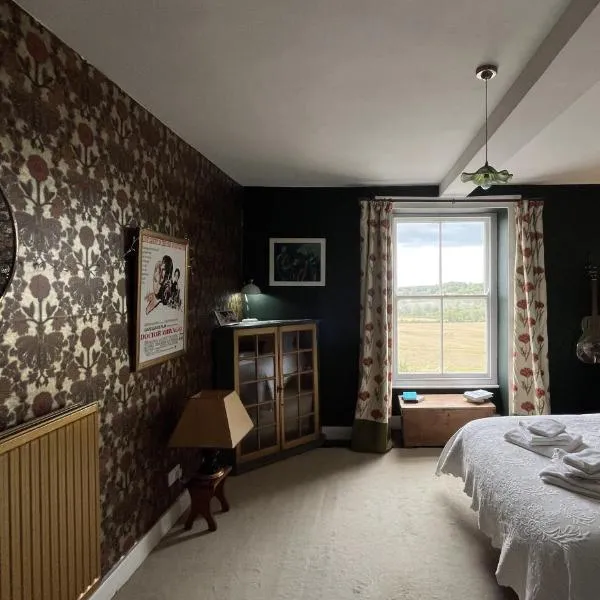 The Master Suite, Cotswolds Coaching Inn,位于Naunton的酒店