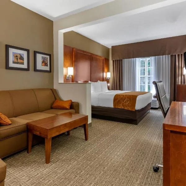 Comfort Suites Marquette, hótel í Marquette