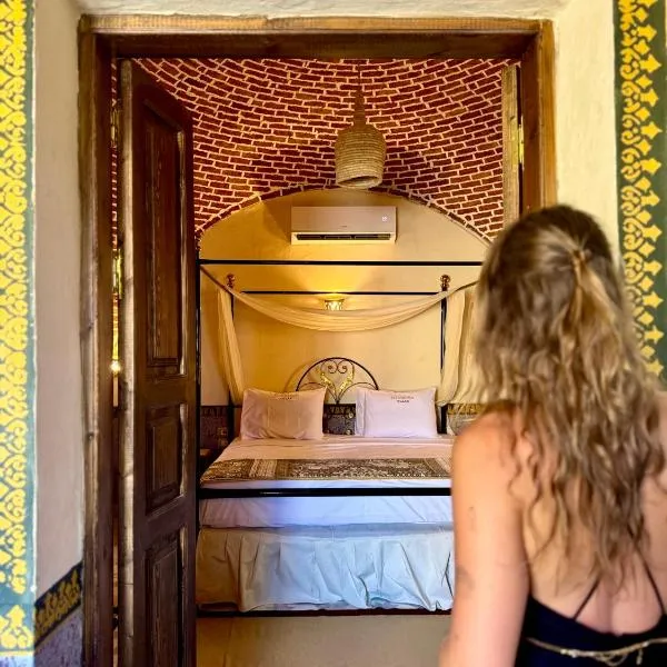 El Juneina Villas, ξενοδοχείο στο Λούξορ