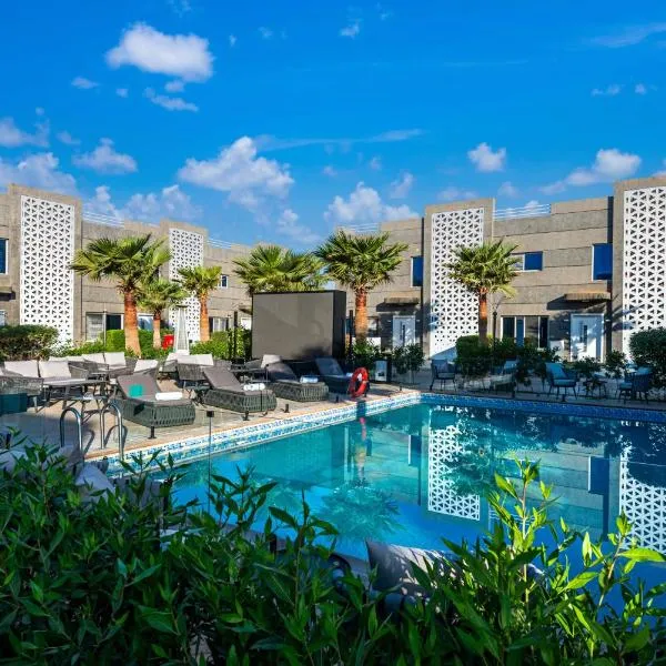 منتجع رينيوم القيروان الرياض, Hotel in Riad