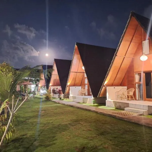 D' Carasti Bungalow، فندق في Masbagik