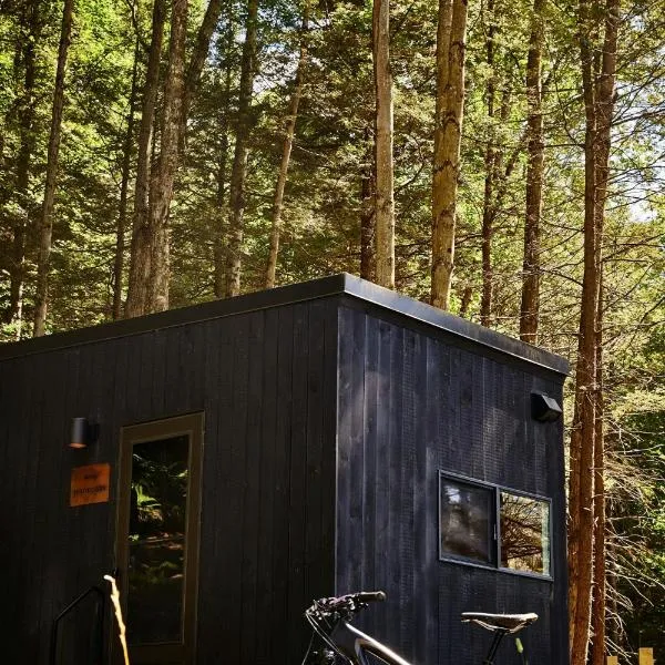 Postcard Cabins Piney Woods, Outdoor Collection by Marriott Bonvoy, hotel v destinaci Coffee City