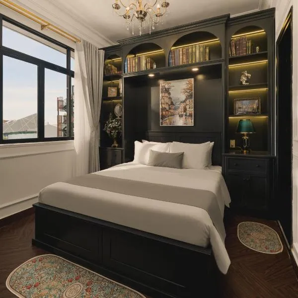 Vina Vintage Hotel, hôtel à Hue