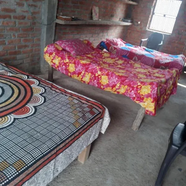 Kapil Kumar homestay, hotel i Karwi