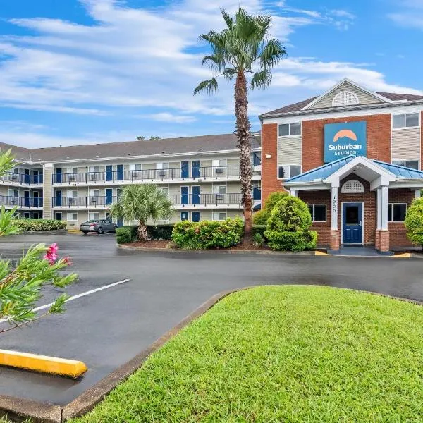Suburban Studios Stuart near Federal Hwy 1, khách sạn ở Stuart