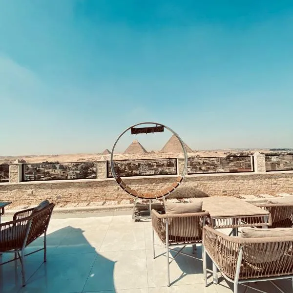 Golden Pyramids Night hotel, hotel in Cairo