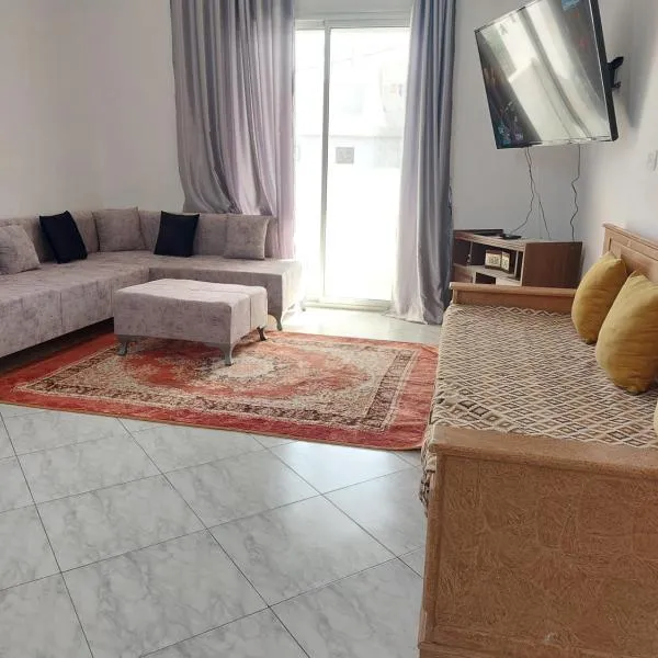 Location saisonnière entre mer, forêt et calme, hotel in Raʼs al Jabal