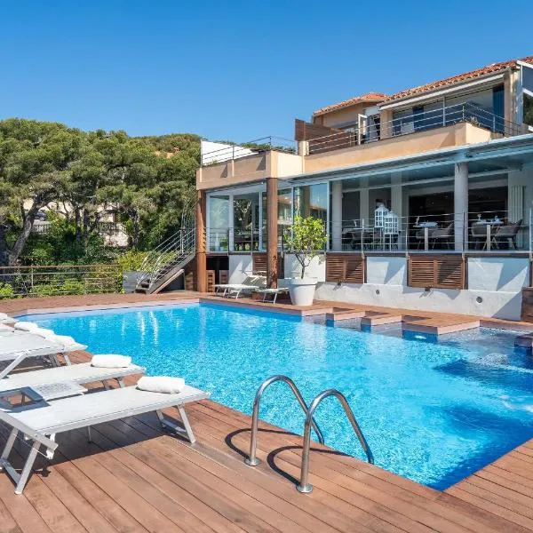 Best Western Plus Hôtel la Rade, hotel v destinaci Cassis