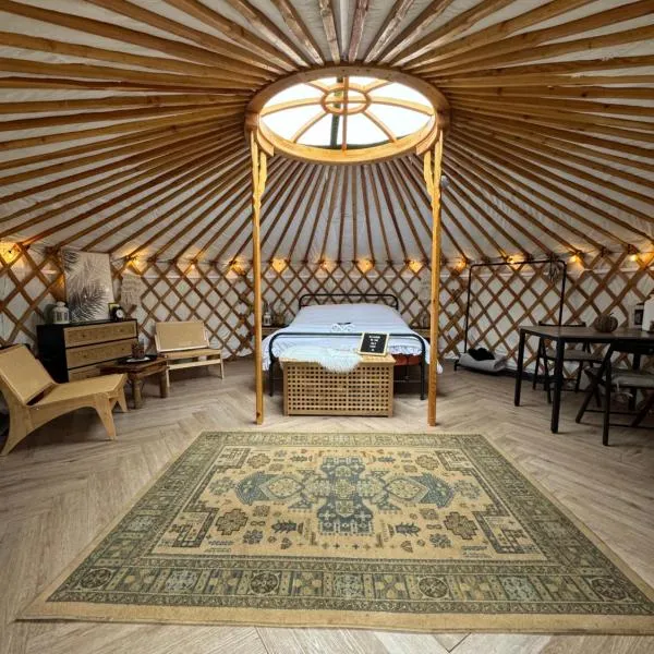 The Isla Yurt、コルチェスターのホテル