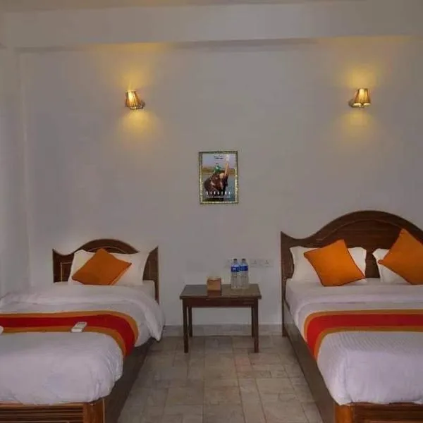 Chitwan Park Village, hotel in Sauraha