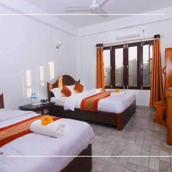 Chitwan Park Village, hotel in Sauraha