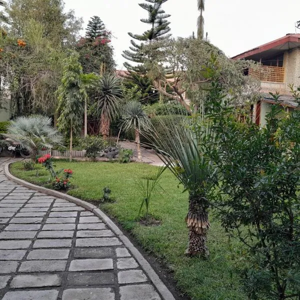 Ashara guesthouse – hotel w Auasie