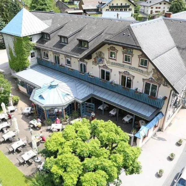 Gasthof Schorn, hotel em Sankt Leonhard