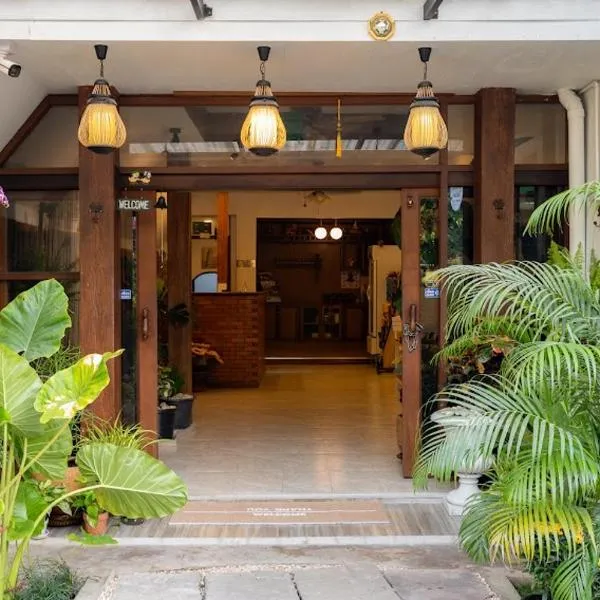 Banana House, hotel in Chiang Mai