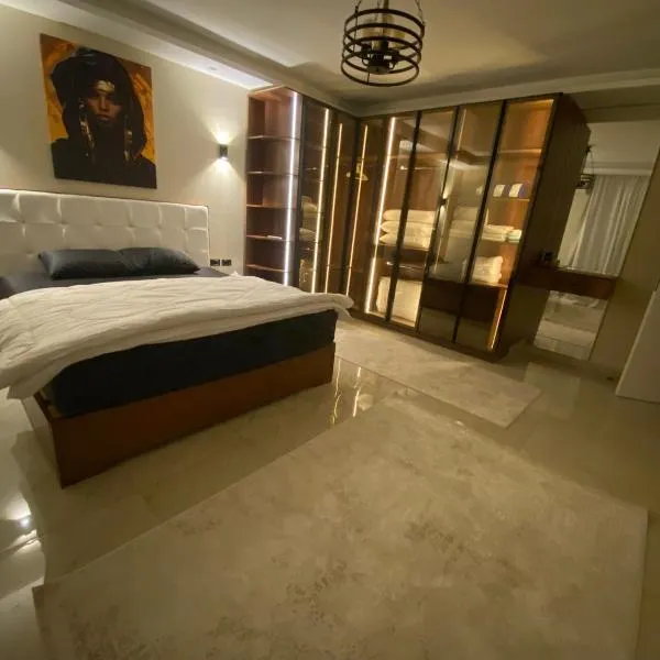 Heliopolis Ultra Luxury Panoramic Apt Near Cairo Airport, ξενοδοχείο στο Κάιρο