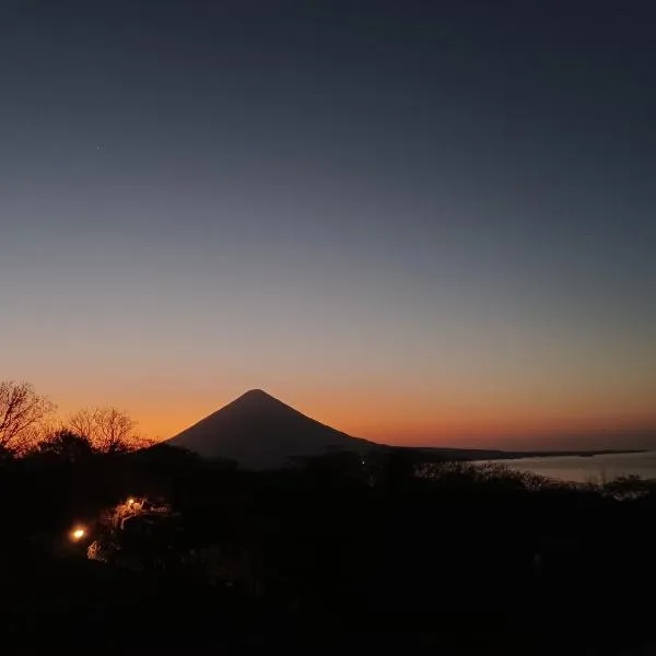 Eco lodge finca magdalena、Altagraciaのホテル