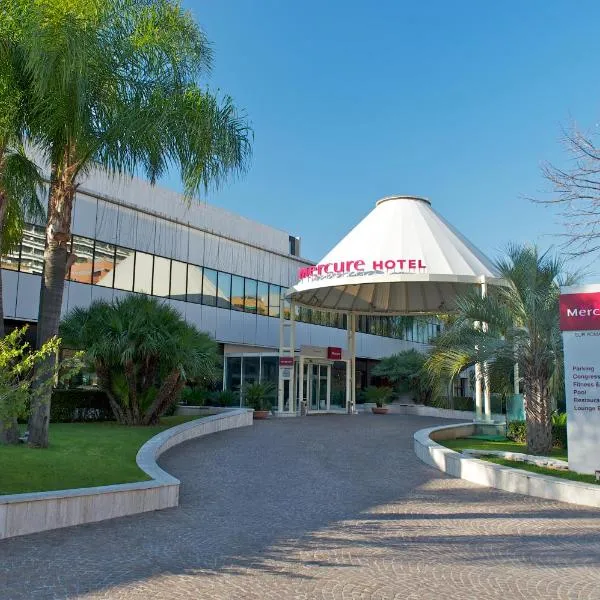 Mercure Roma West, ξενοδοχείο σε Mostacciano 