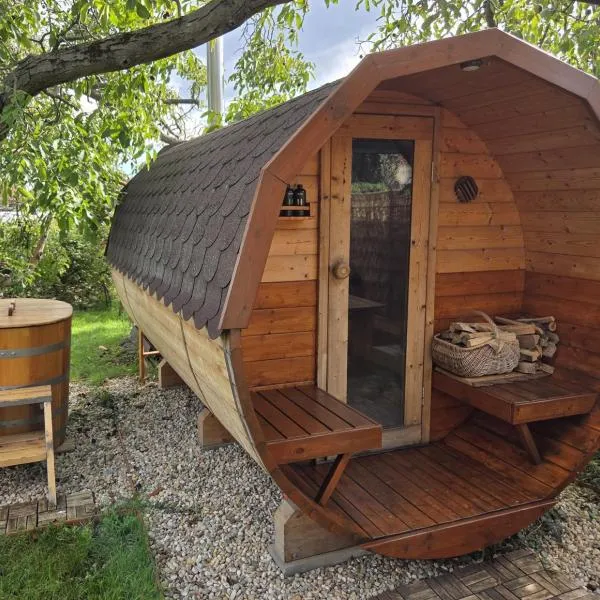 SAUNA Dom, ξενοδοχείο σε Pezinok