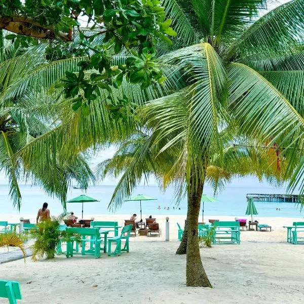 ナイス ビーチ バンガロー（Nice Beach Bungalow）、ロン島のホテル