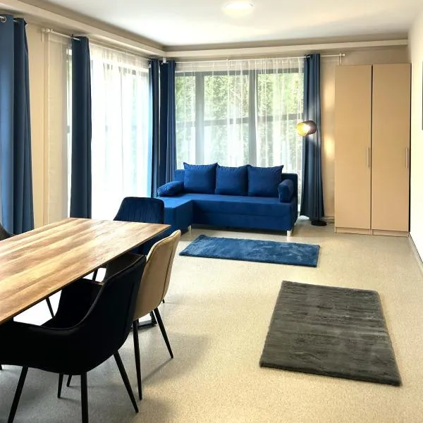 4 hálószobás Pihenj Meg Vendégház, hotel in Nyíregyháza