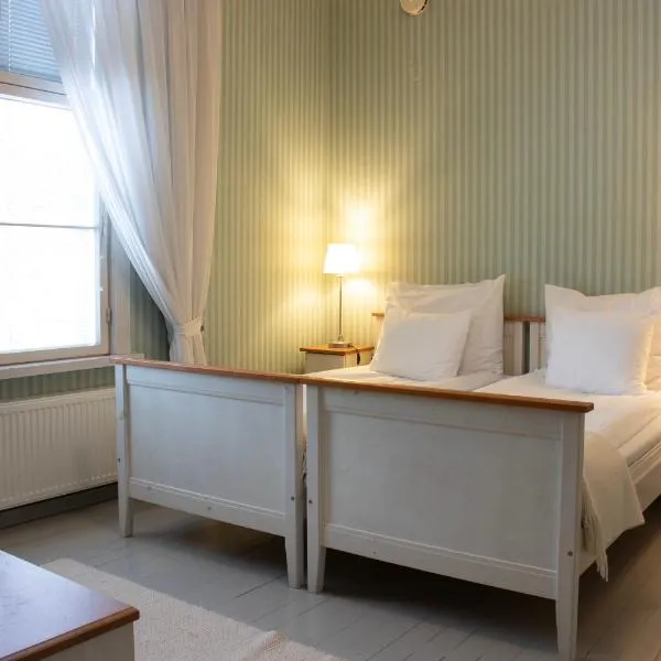 Tehtaan Hotelli, hotel in Karkkila