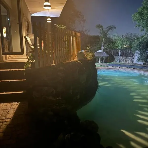 At Harmony, hotel in Germiston