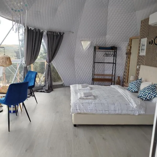 Geo heaven glamp – hotel w mieście Aïtánia