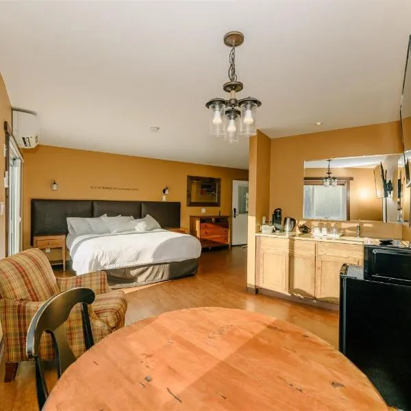 Similkameen Valley Resort, хотел в Cawston