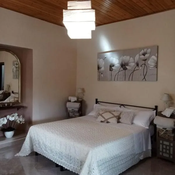 La Mora, ξενοδοχείο σε Castelvecchio Calvisio