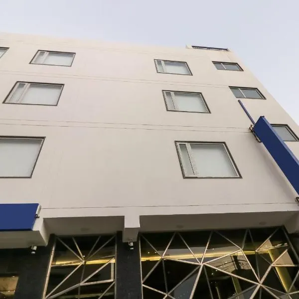 Hotel O Lax, hotel in New Delhi