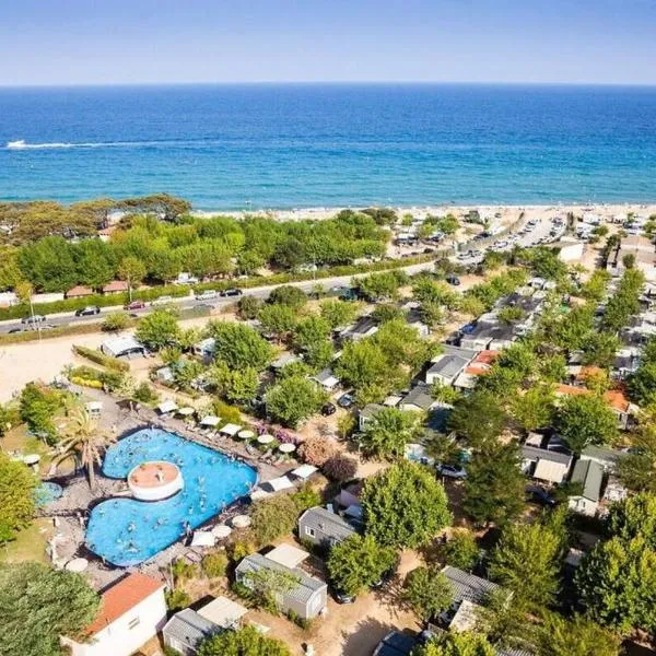 Camping El Pinar、ブラナスのホテル