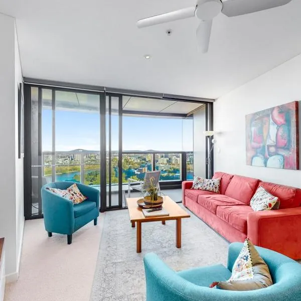 Once Upon a View with Balcony Pool and Parking Level 33, Hotel in Brisbane