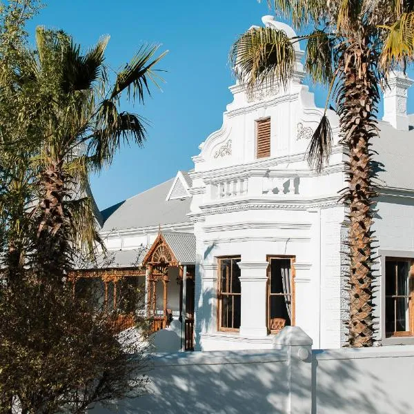 Volstruis Paleis, hotel in Ladismith