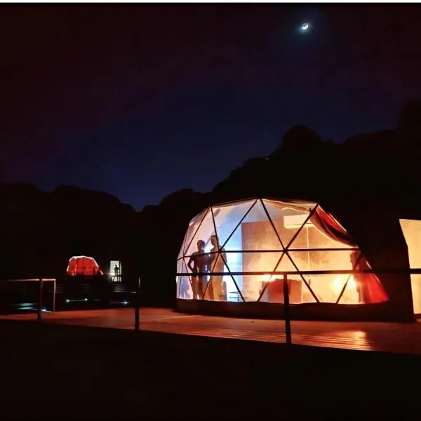 Wadi rum lona camp, hotel u gradu Vadi Rum