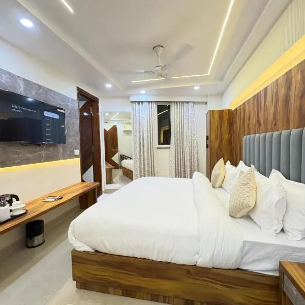 Hotel K K Casa-Few Step away from New Delhi Railway Station & 3 Mint walk from Connaught place, hotel a Nuova Delhi