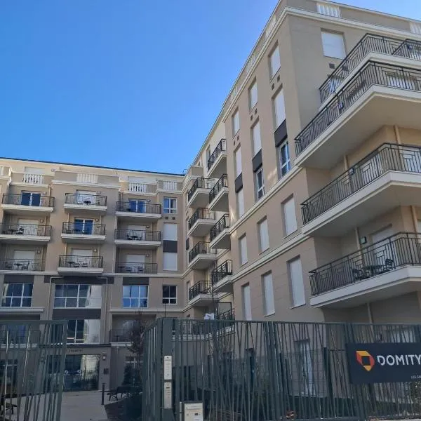 DOMITYS - Les Canotiers: Argenteuil şehrinde bir otel