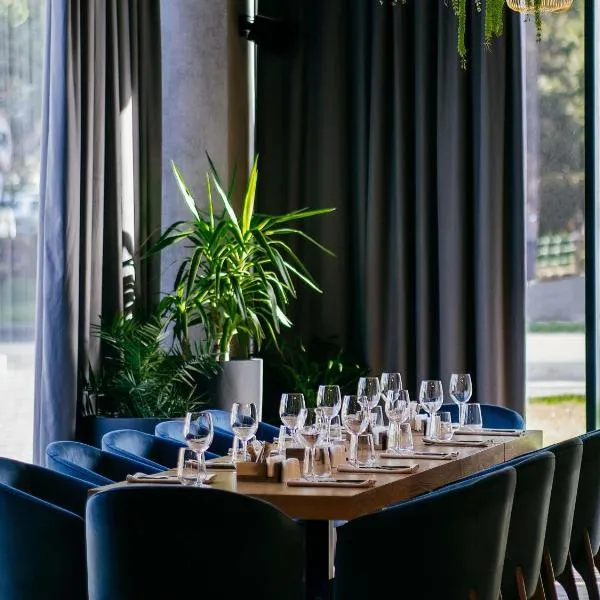 Novotel Bishkek City Center, hotell i Bisjkek