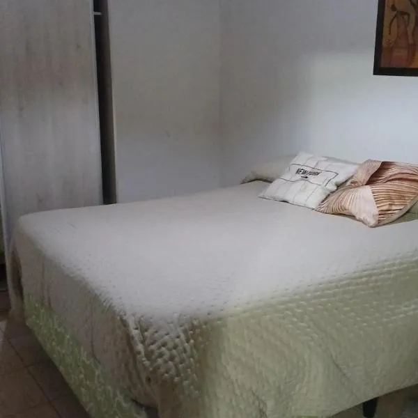 Sol y luna 7, hotel in Perito Moreno