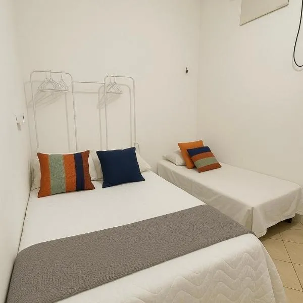 Quarto Privativo, Area Nobre, no coração de Belem, Central de Ar e Wi-fi, - Terreo1, ξενοδοχείο σε Μπελέμ