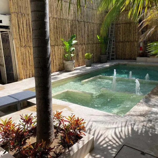 Ashly Boulevard, hotel v Acapulcu