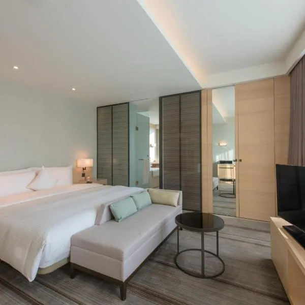 Hotel COZZI Zhongshan Kaohsiung, hotel in Kaohsiung