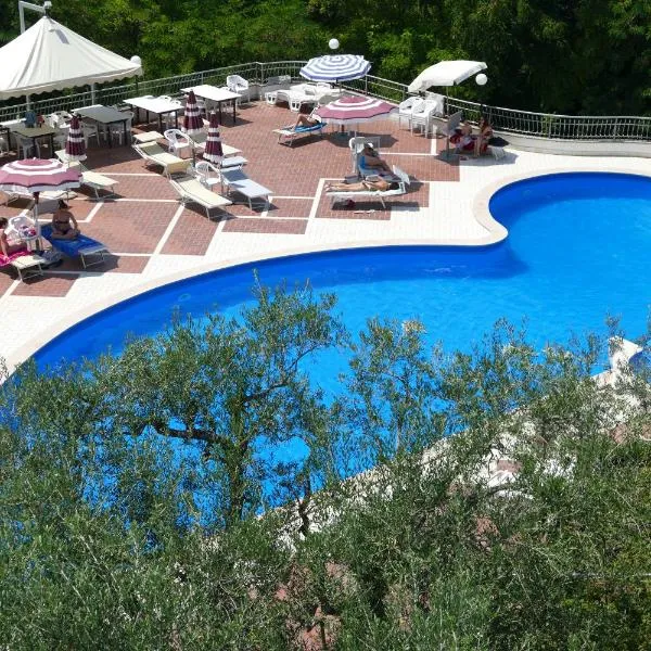 Hotel L'Ulivo, hotell sihtkohas Mirabella Eclano
