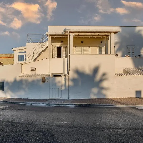 La casa Bianca di Luca, hôtel à Fiumicino