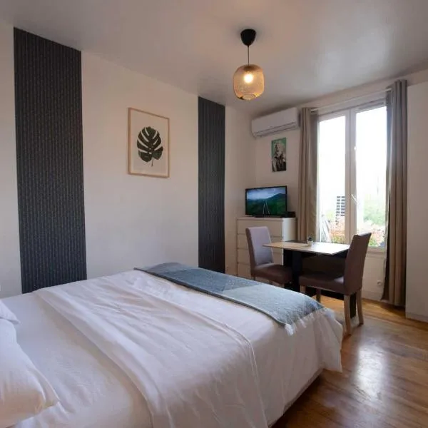 Studio de charme, hotel v destinaci Pantin