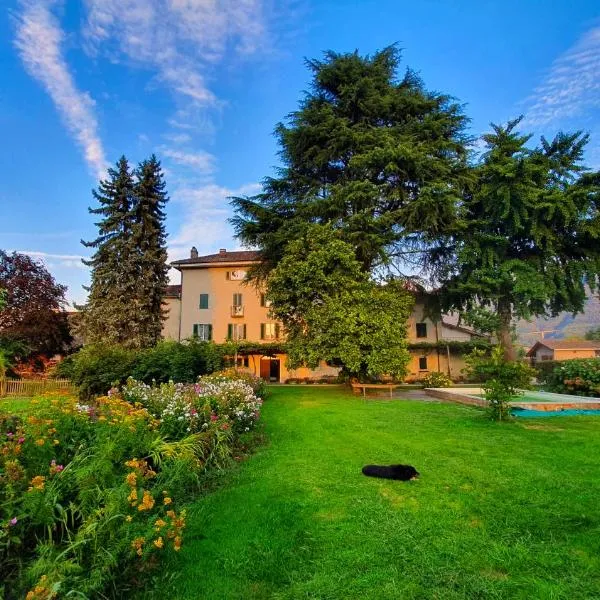 Masseria Ramello، فندق في Cadenazzo